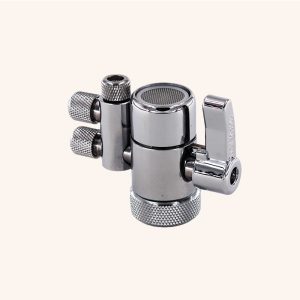 Alternative view of Adaptateur pour osmoseur sur évier